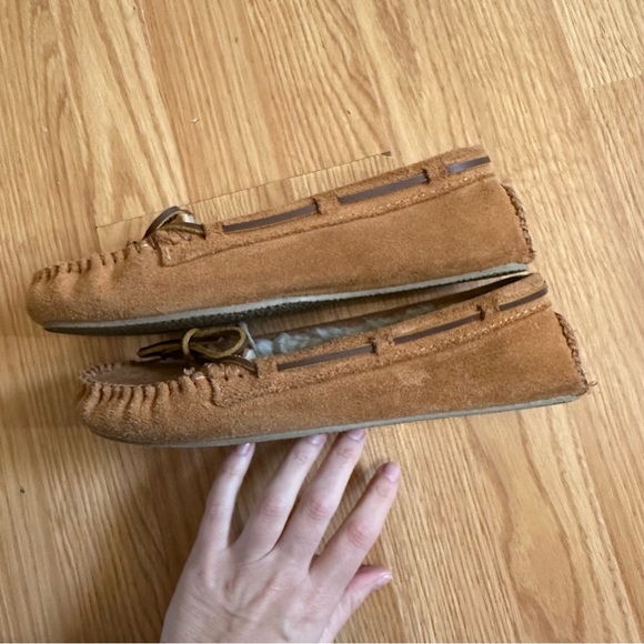 Minnetonka women’s Cally moccasin size 9 leather fur lined brown - Picture 3 of 7